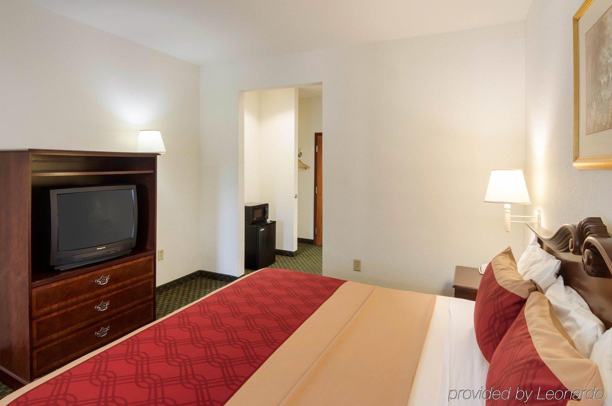 Econo Lodge Weatherford Εξωτερικό φωτογραφία