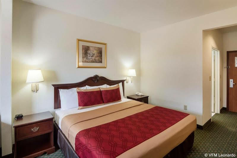 Econo Lodge Weatherford Εξωτερικό φωτογραφία